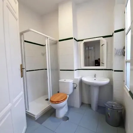 Cozy Apartment For Business Trips *